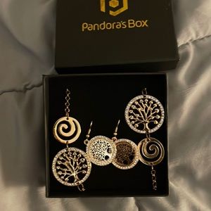 Pandora’s box tree of life necklace with matching earrings never been worn